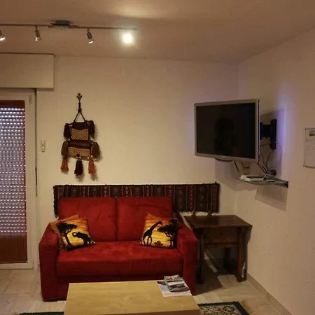 Blonay Holiday Apartments Dom wakacyjny Blonay