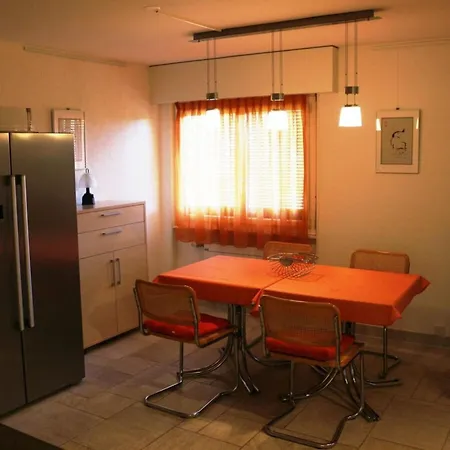 Blonay Holiday Apartments Casa vacanze *